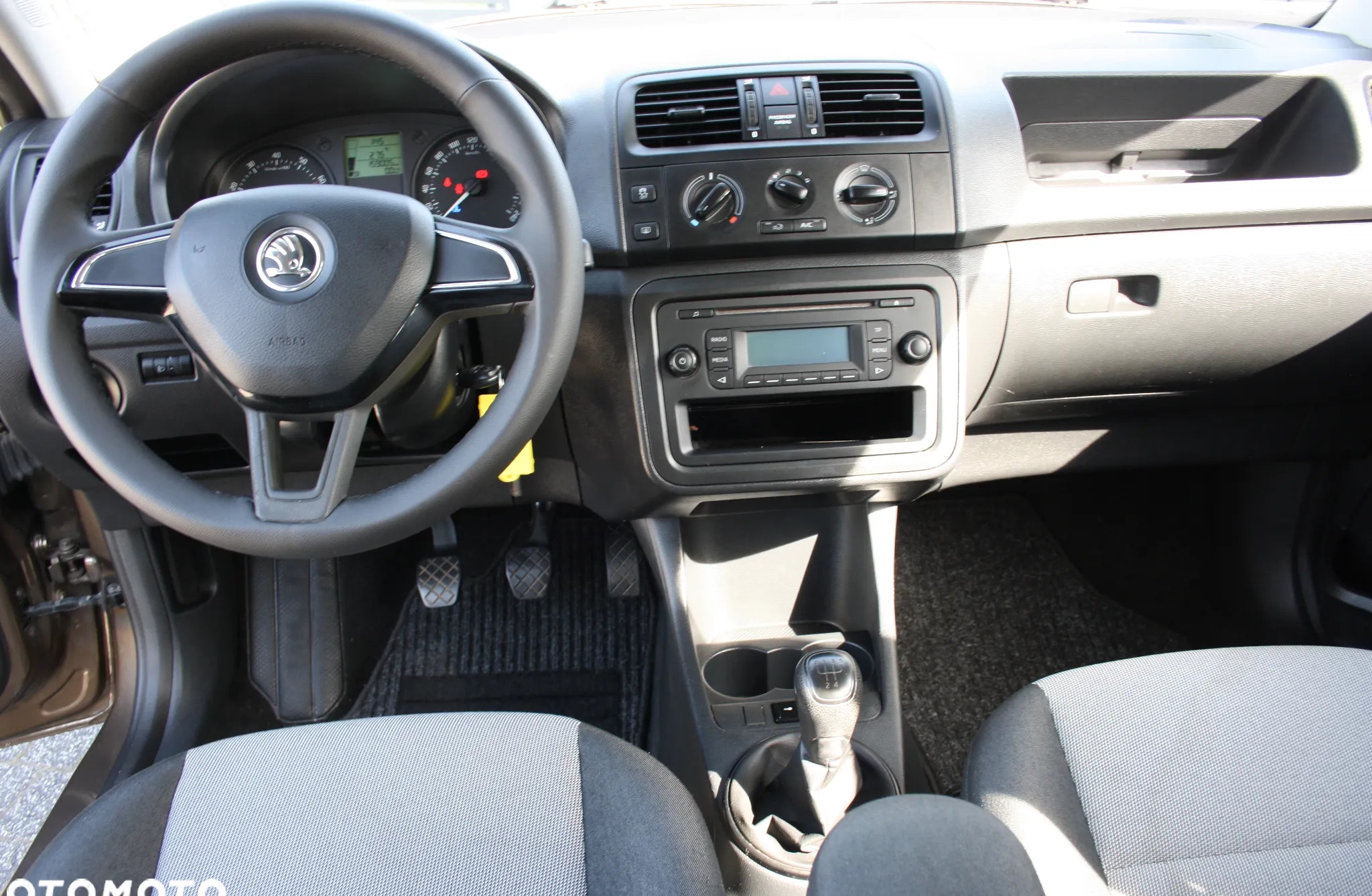 Skoda Roomster cena 29800 przebieg: 159000, rok produkcji 2015 z Piastów małe 172